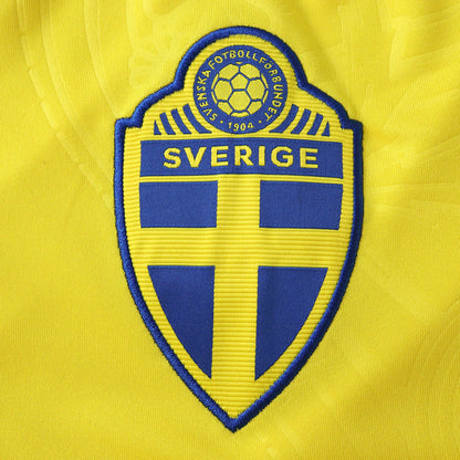 Camiseta Oficial Suecia Mundial 2026 Local Fan Version
