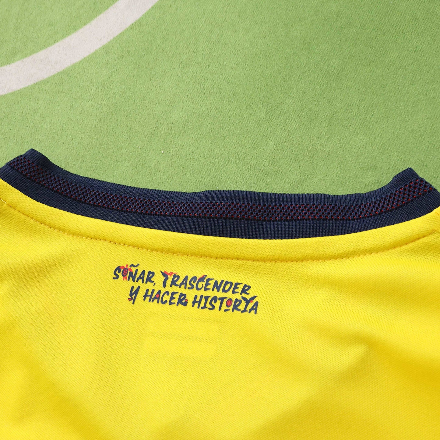 Camiseta Oficial Ecuador Mundial 2026 Local Fan Version