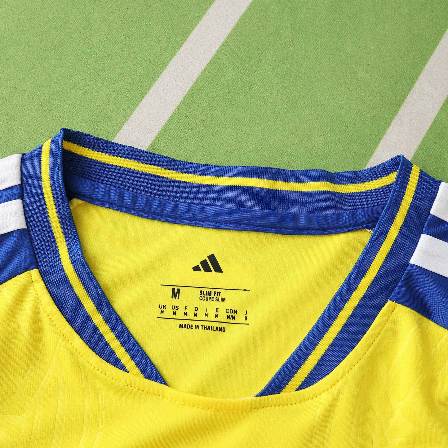 Camiseta Oficial Suecia Mundial 2026 Local Fan Version